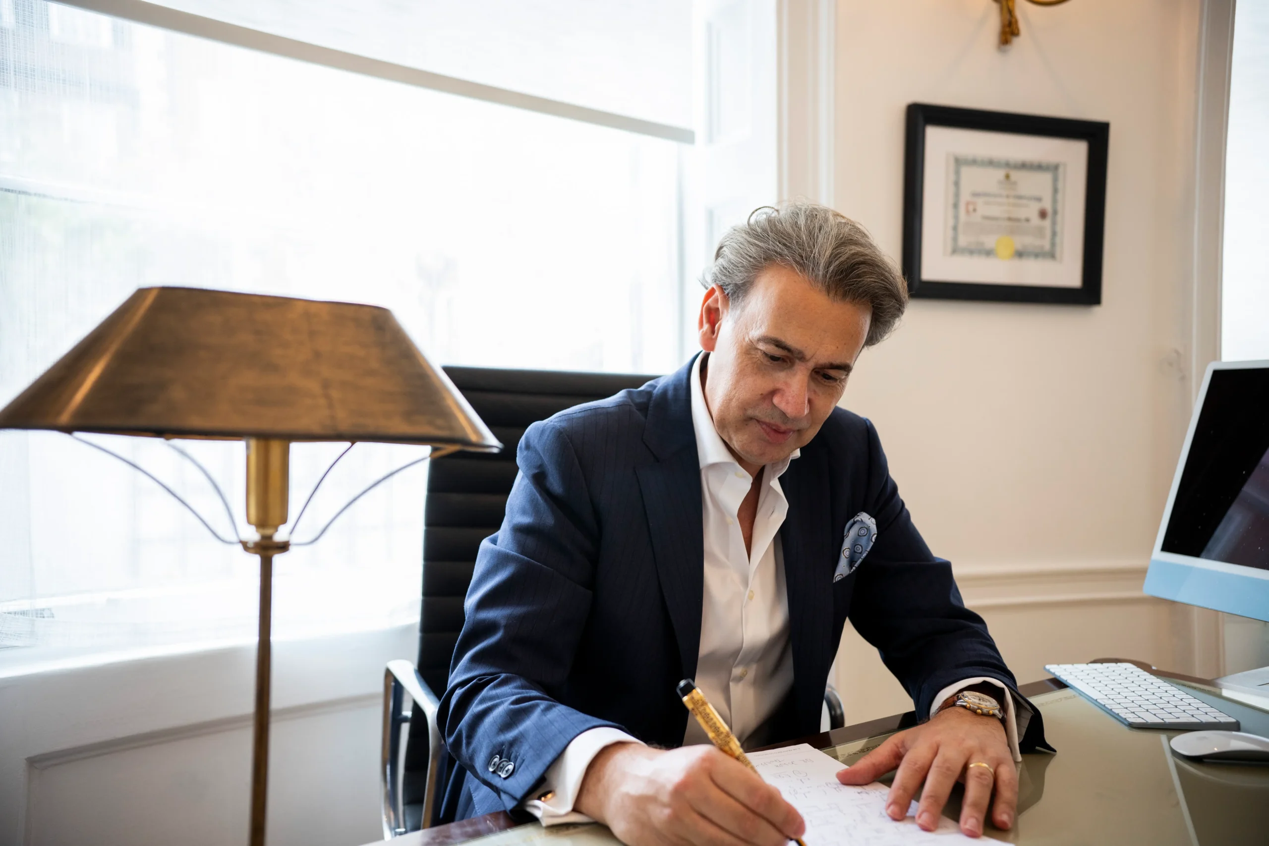 Dr Francesco Lo Monaco, expert private cardiologist in London providing heart assessments and cardiac care